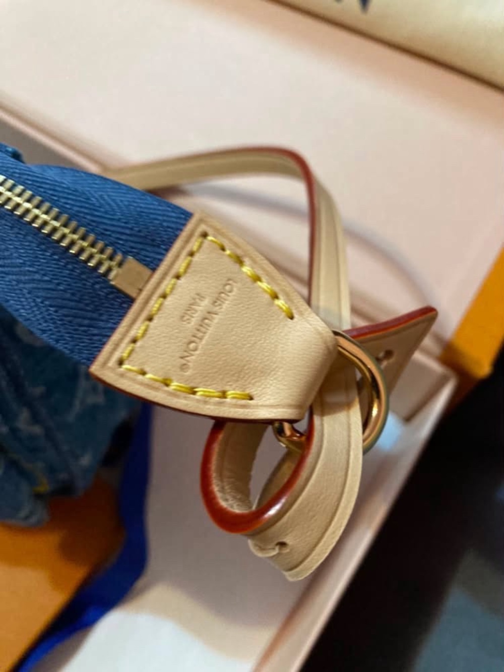 Louis Vuitton Blue Denim Cargo Pochette with Vachetta Strap - Picture 6 of 6